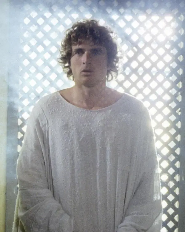 l'ange Gabriel qui à apparu a Mari mère de Jesus